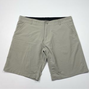 Men’s Kühl Casual Athletic Style Bermuda Shorts Size 40